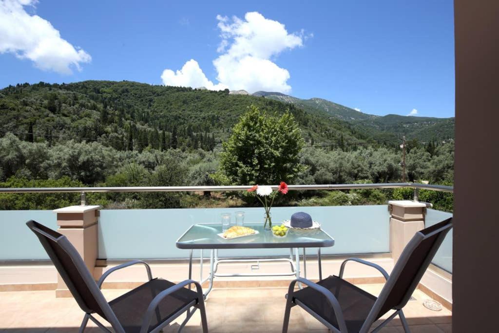 Villa Ligero Agios Christoforos  Exterior foto